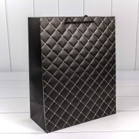 Пакет подарочный "Ромб" Чёрный 26*32*12 210г 1/20 1/120 Арт: 000391C/2