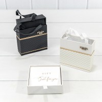 Коробка Квадратная 10*10*3,5 с ручками (микс 6) 1/8 1/240 Арт: 721813/6