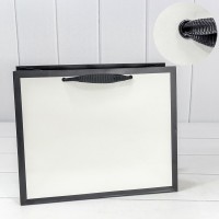 Пакет подарочный "Рамка широкая" Белый/Чёрный 32*26*13 230г 1/20 1/240 Арт: 000203CA