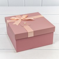 Коробки Квадратные Набор 1/3 19*19*9,5 с бантом и цветочком Лиловый 1/18 Арт: 721629/2
